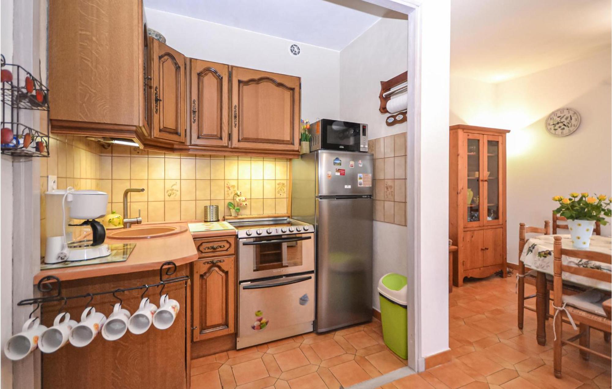 1 Bedroom Pet Friendly Home In Entrechaux Extérieur photo